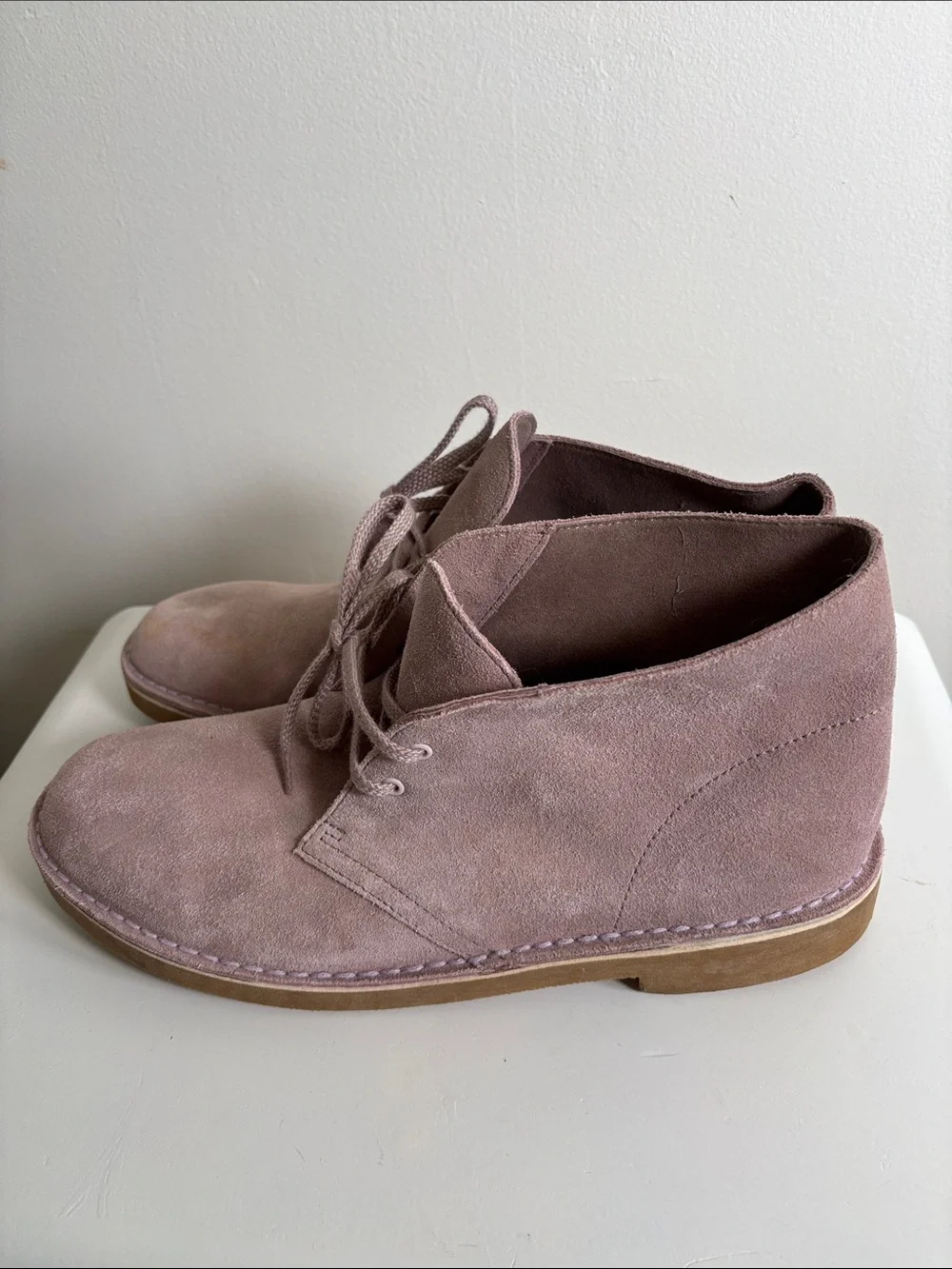 Clarks Bushacre 2 Men's Suede Chukka Boots Lavender Mauve Size 10 NEW